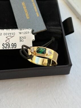 Gold-plated sterling silver faux emerald ring (8), BNWT